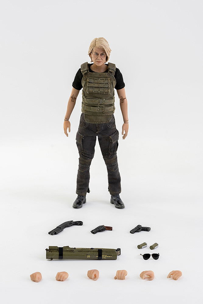 Terminator Dark Fate 1/12 Scale Action Figure: Sarah Connor image 2