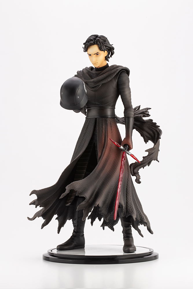 ARTFX Artist Series Star Wars The Force Awakens 1/7 Scale Pre-Painted Figure: Kylo Ren -Cloaked in Shadows- image 10