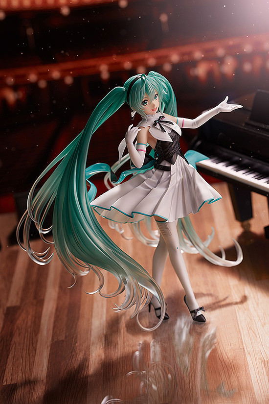 Character Vocal Series 01 Hatsune Miku 1/8 Scale Pre-Painted Figure: Hatsune Miku Symphony 2019 Ver. image 5