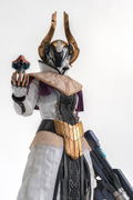 Destiny 2 1/6 Scale Collectible Figure: Warlock Philomath Calus's Selected Shader thumbnail 8