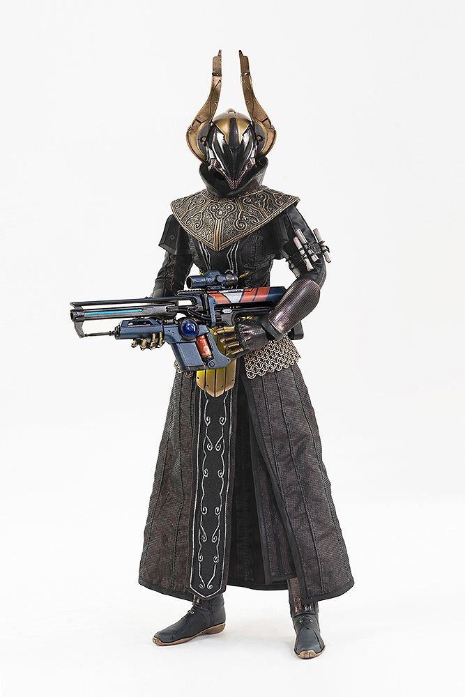 Destiny 2 1/6 Scale Collectible Figure: Warlock Philomath Golden Trace Shader image 8