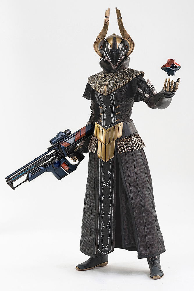 Destiny 2 1/6 Scale Collectible Figure: Warlock Philomath Golden Trace Shader image 9
