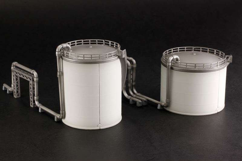 Industrial Area A Plastic Model: Storage Tanks (Re-run) image 3