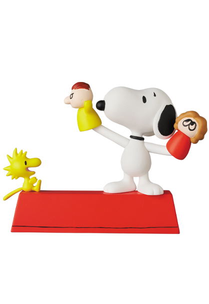 Peanuts Series 11 Ultra Detail Figure: Snoopy & Woodstock image 1