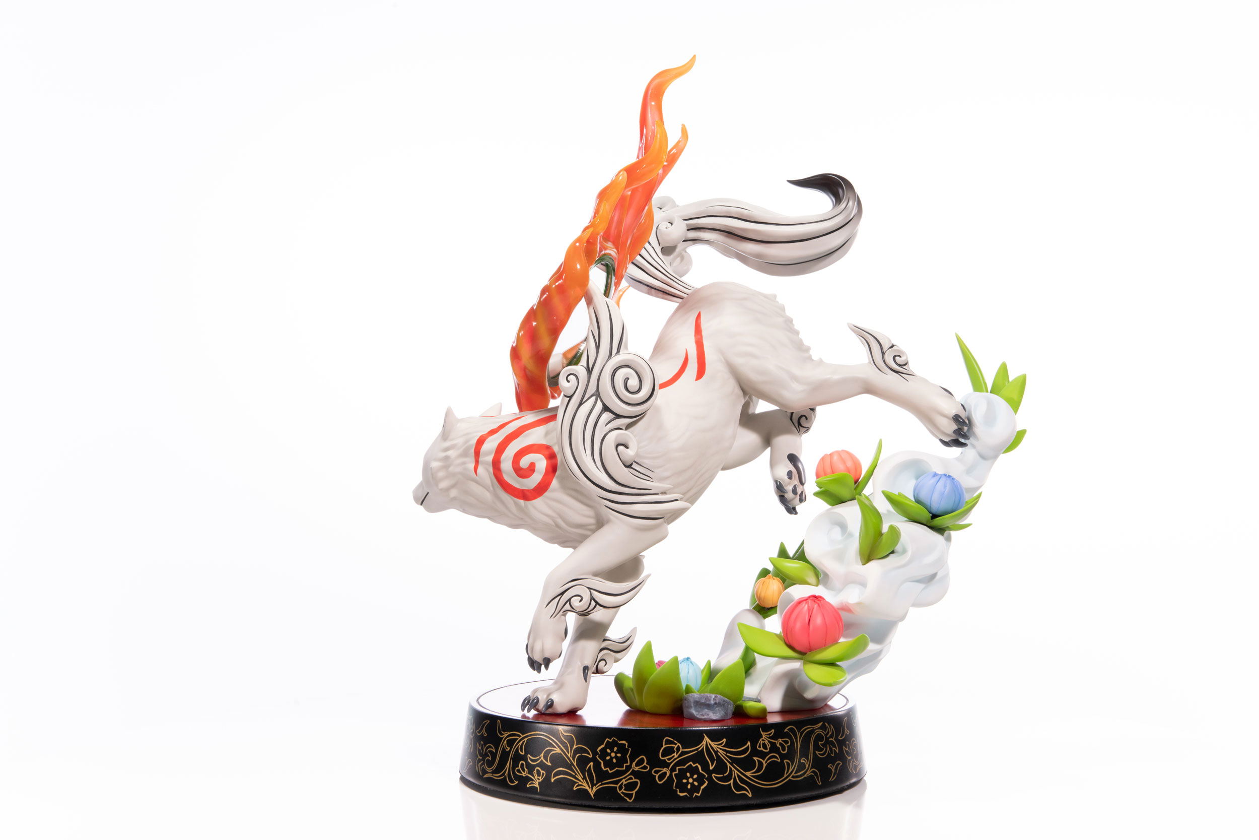 Okami 1/4 Scale Statue: Amaterasu Divine Descent [Standard Edition]