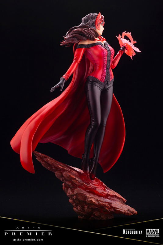 Artfx Premier Marvel Universe Avengers 1/10 Scale Pre-Painted Figure: Scarlet Witch image 7