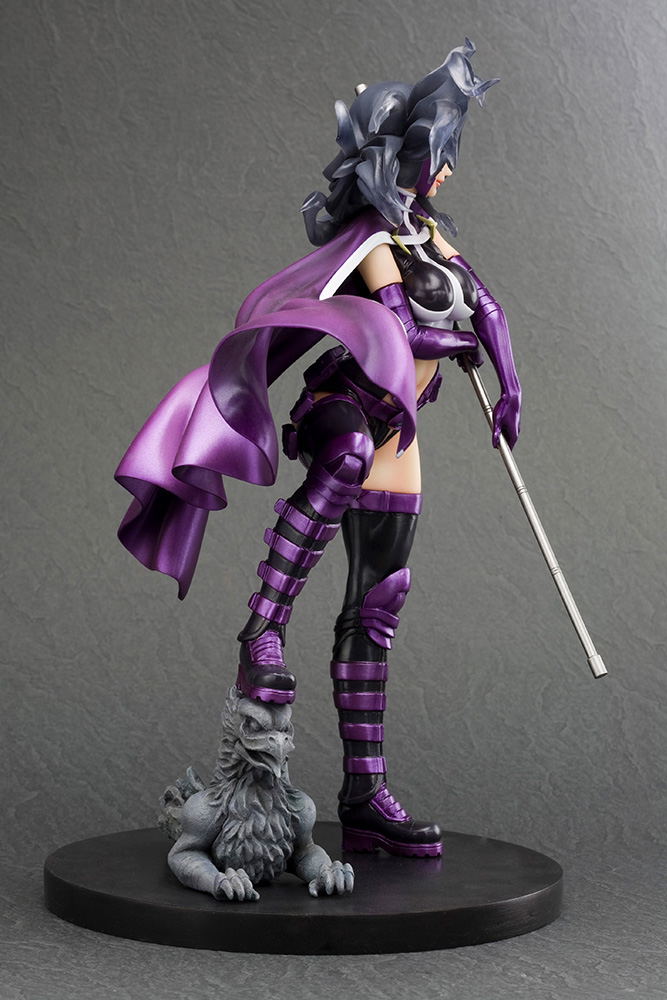 DC Comics Bishoujo DC Universe 1/7 Scale Pre-Painted Figure: Huntress 2nd Edition image 7