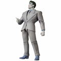 MAFEX No.124 Batman The Dark Knight Returns: Joker (The Dark Knight Returns) thumbnail 1