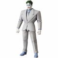 MAFEX No.124 Batman The Dark Knight Returns: Joker (The Dark Knight Returns) thumbnail 5