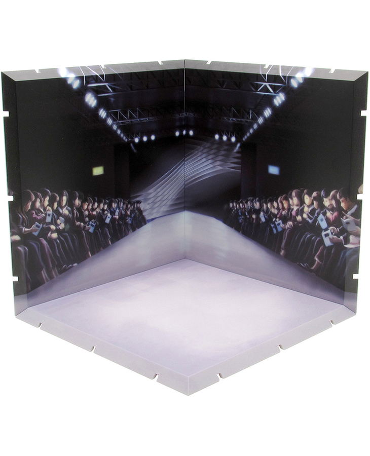 Dioramansion 150 Runway image 1