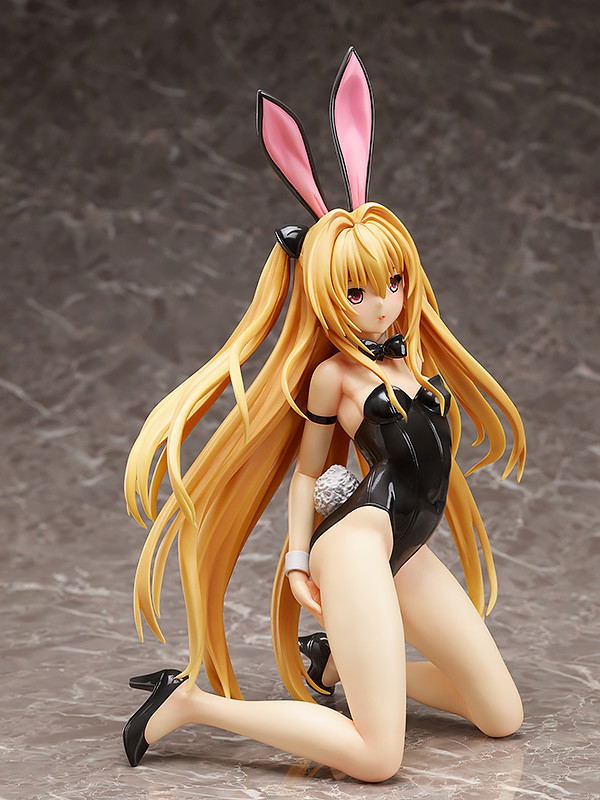 To Love-Ru Darkness 1/4 Scale Pre-Painted Figure: Golden Darkness Bare Leg Bunny Ver. image 3