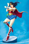 DC Comics Bishoujo DC Universe 1/7 Scale Pre-Painted Figure: Armored Wonder Woman 2nd Edition thumbnail 2