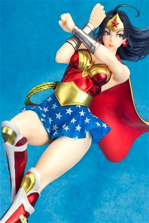 DC Comics Bishoujo DC Universe 1/7 Scale Pre-Painted Figure: Armored Wonder Woman 2nd Edition