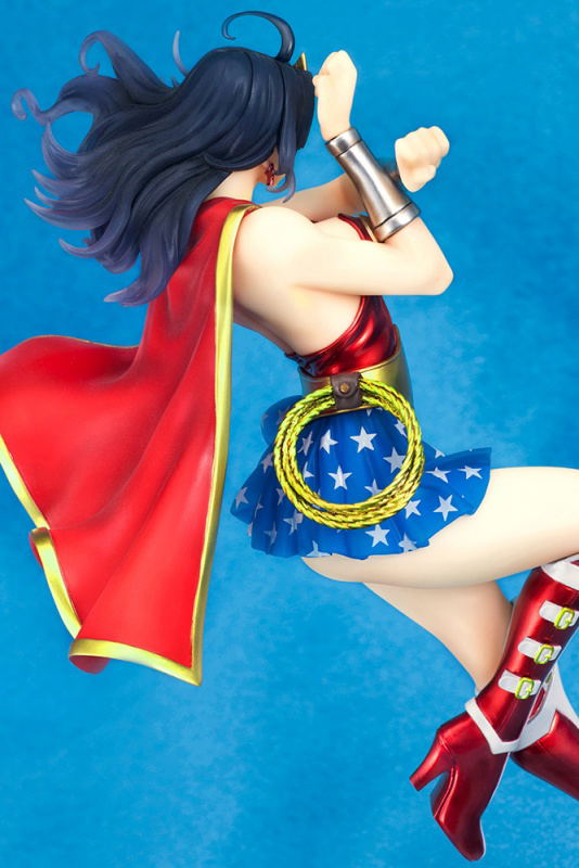 DC Comics Bishoujo DC Universe 1/7 Scale Pre-Painted Figure: Armored Wonder Woman 2nd Edition image 5