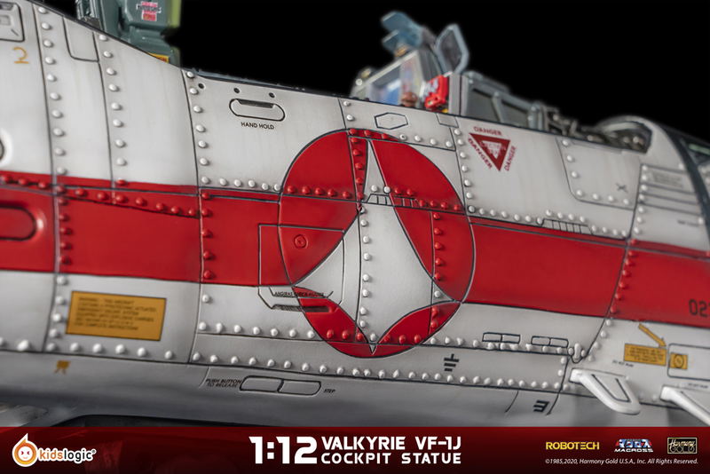 Robotech Macross 1/12 Scale: Valkyrie VF-1J Cockpit Statue image 9