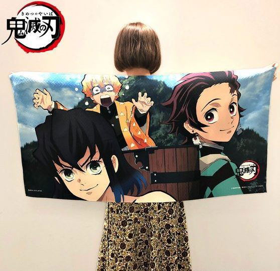 Demon Slayer: Kimetsu No Yaiba - Tanjiro And Zenitsu And Inosuke Portrait Bath Towel image 3