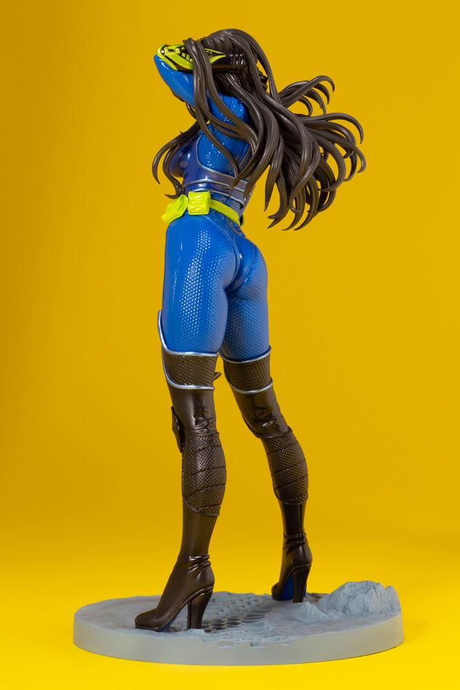 G.I. JOE Bishoujo G.I. Joe A Real American Hero 1/7 Scale Pre-Painted Figure: Baroness 25th Anniversary Blue Limited Edition image 7