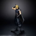 Final Fantasy VII Remake Statuette: Cloud Strife thumbnail 1