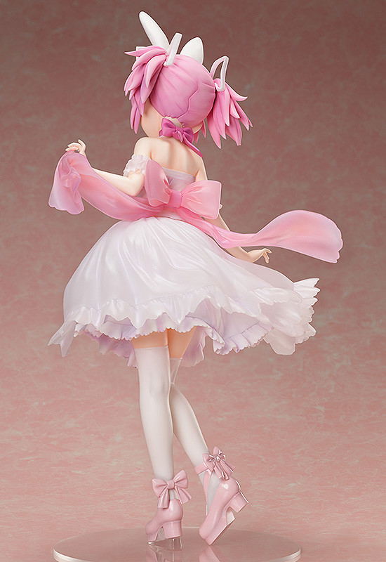Puella Magi Madoka Magica The Movie -Rebellion- 1/4 Scale Pre-Painted Figure: Madoka Kaname Rabbit Ears Ver. image 7