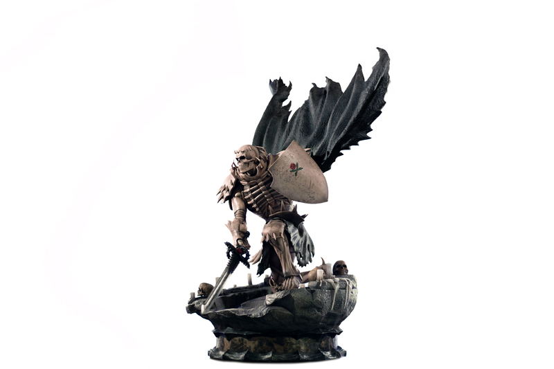 Berserk 1/4 Scale Statue: Skull Knight [Standard Edition White Bone Variant] image 2