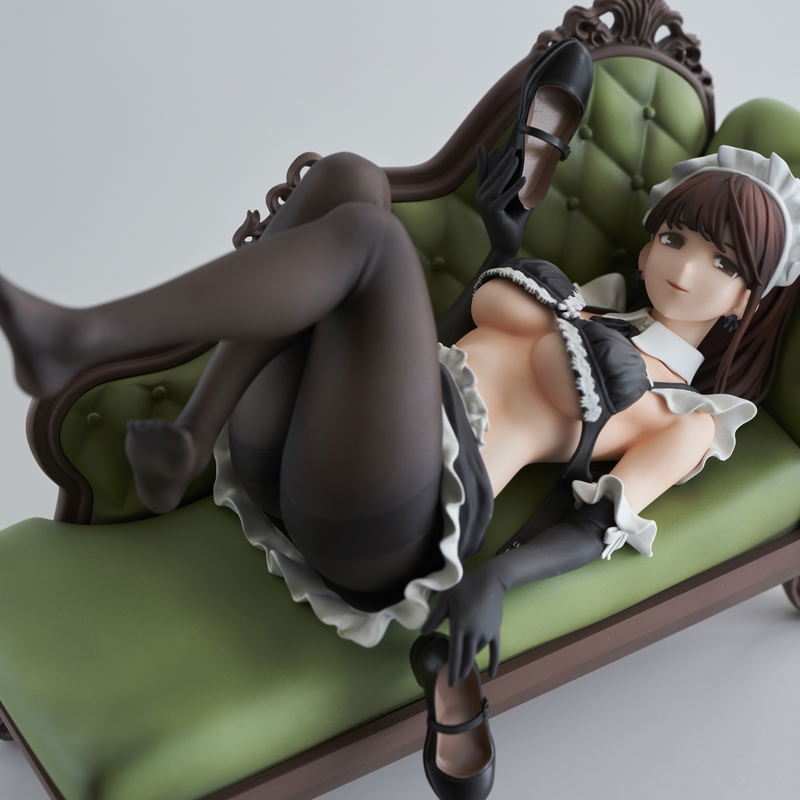 Kuro Tights Deep: Maid's Deep Temptation image 2