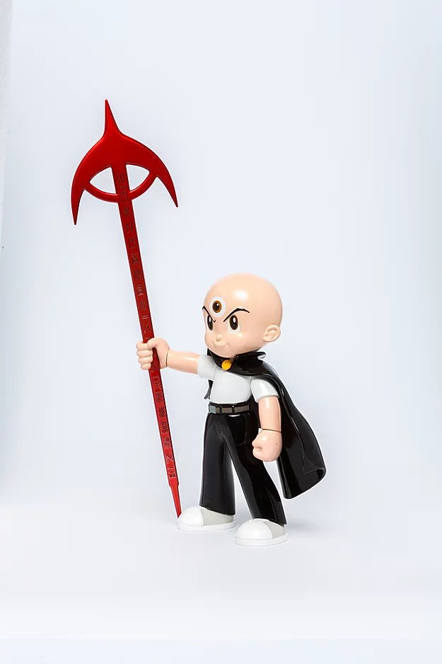 Osamu Tezuka Figure Series The Three-Eyed One: Sharaku Hosuke Challenge Black Ver. image 2