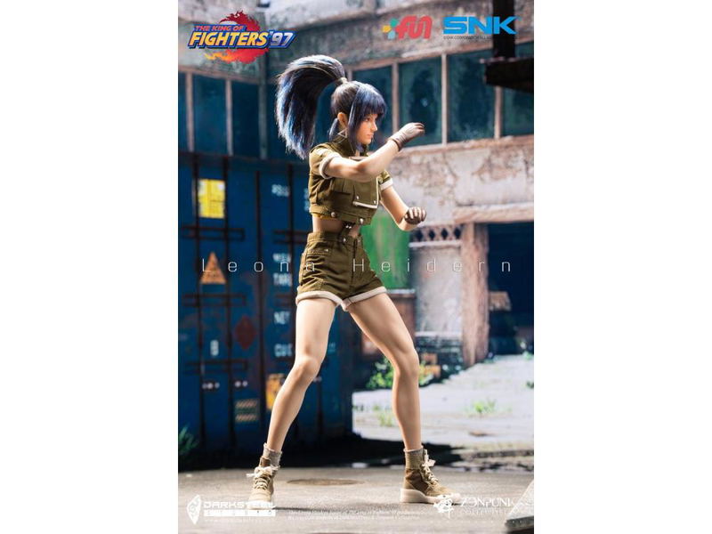The King of Fighters '97 1/6 Scale Action Figure: Leona image 3