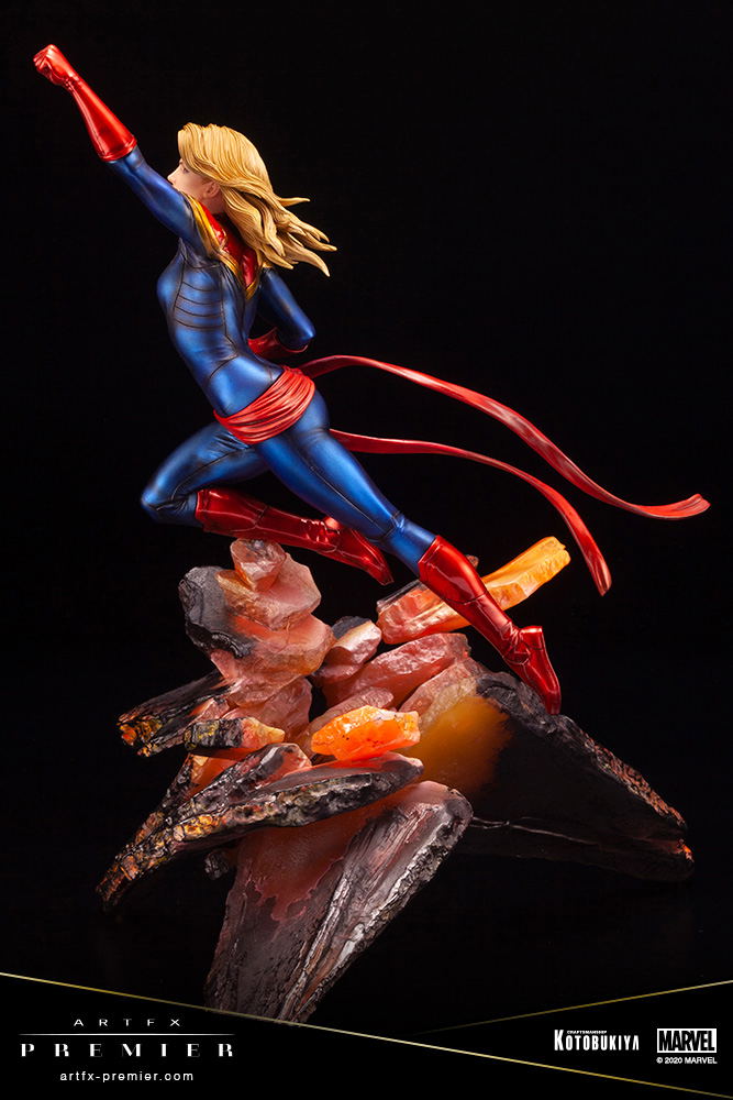 ARTFX Premier Marvel Universe 1/10 Scale Pre-Painted Figure: Captain Marvel image 10