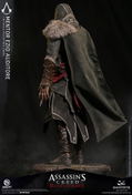 Assassin's Creed 1/6 Scale Collectible Figure: Mentor Ezio Auditore thumbnail 4