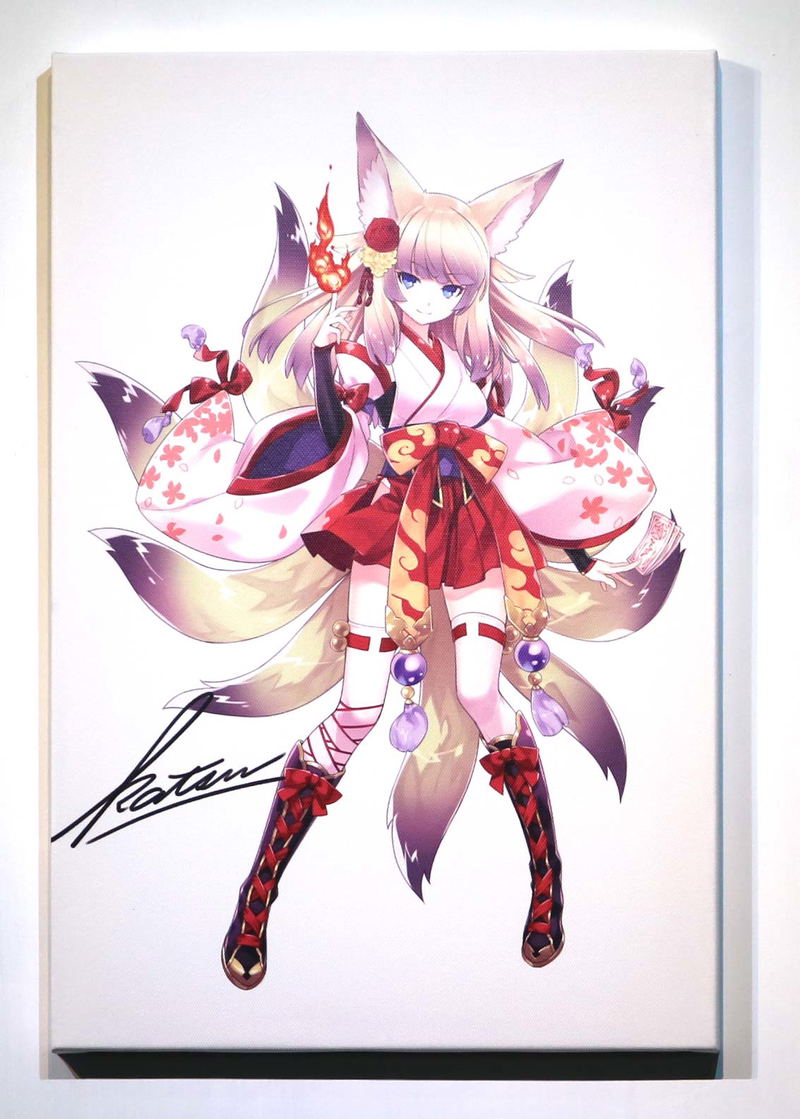 Moero Crystal H Canvas Artwork YOKO (Size L) <span class="ext" style="background-color: #003082; color: #FFFFFF;">PLAY EXCLUSIVES</span> image 1