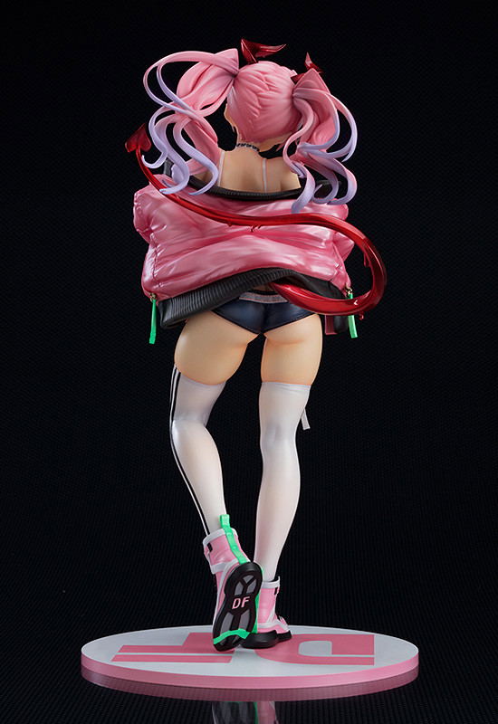 Original Character 1/7 Scale Pre-Painted Figure: Stella [GSC Online Shop Exclusive Ver.] image 5