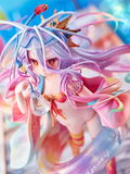 No Game No Life 1/7 Scale Pre-Painted Figure: Shiro Summer Season Ver. thumbnail 10