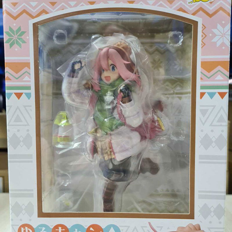 Laid-Back Camp 1/7 Scale Pre-Painted Figure: Nadeshiko Kagamihara (Damaged Packaging) image 3