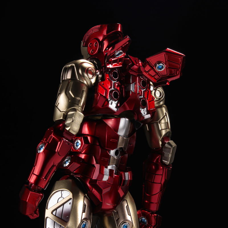 Fighting Armor Iron Man Action Figure: Iron Man image 5