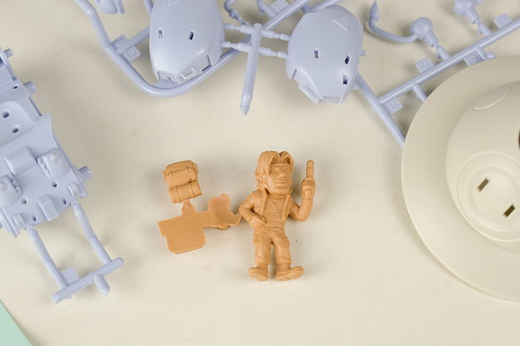 Metal Slug Weapon Plastic Model Kit: SV-001 II Metal Slug image 4