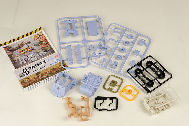 Metal Slug Weapon Plastic Model Kit: T-2B Melty Honey image 3