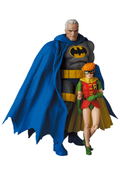 MAFEX Batman The Dark Knight Returns: Batman Blue Ver. & Robin (The Dark Knight Returns) thumbnail 12