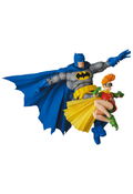 MAFEX Batman The Dark Knight Returns: Batman Blue Ver. & Robin (The Dark Knight Returns) thumbnail 2