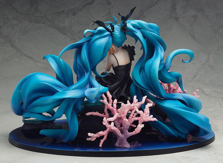 Character Vocal Series 01 Hatsune Miku 1/8 Scale Pre-Painted Figure: Hatsune Miku Deep Sea Girl Ver. (Re-run) image 6