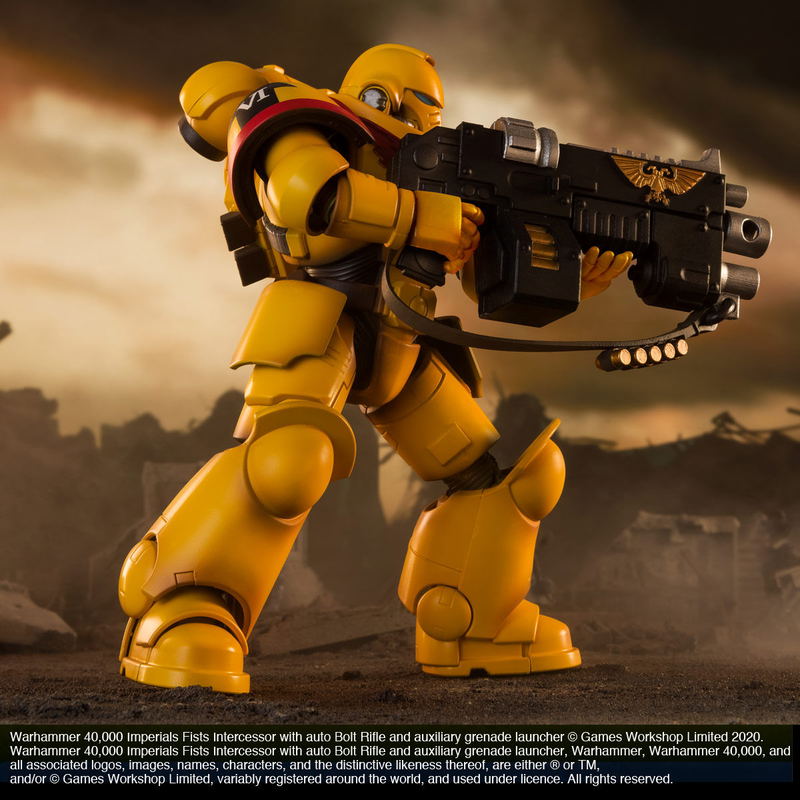 Warhammer 40,000 Action Figure: Imperial Fists with Auto Bolt Rifle and Auxiliary Grenade Launcher image 6
