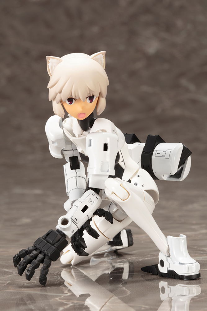 Megami Device 1/1 Scale Model Kit: WISM Soldier Snipe / Grapple (Re-run) image 10
