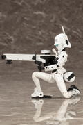Megami Device 1/1 Scale Model Kit: WISM Soldier Snipe / Grapple (Re-run) thumbnail 8