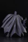 ARTFX+ DC Universe 1/10 Scale Pre-Painted Figure: Batman Hush Renewal Package thumbnail 6