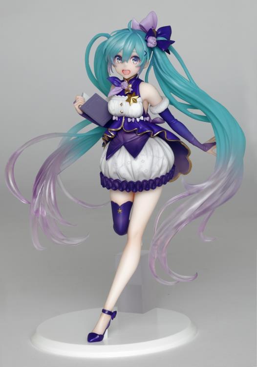 Vocaloid Figure: Hatsune Miku 3rd Season Winter Ver. image 1