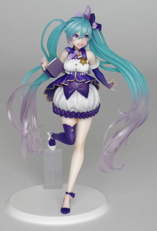 Vocaloid Figure: Hatsune Miku 3rd Season Winter Ver. image 8