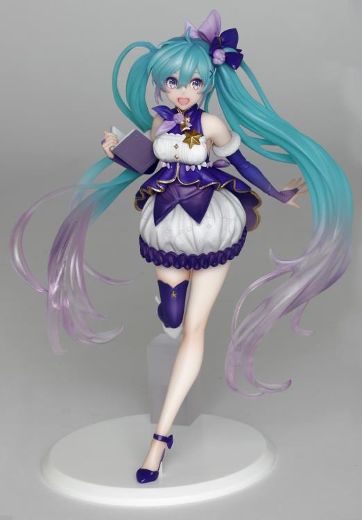 Vocaloid Figure: Hatsune Miku 3rd Season Winter Ver. image 9