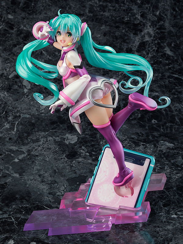 Character Vocal Series 01 Hatsune Miku 1/7 Scale Pre-Painted Figure: Hatsune Miku Kentaro Yabuki x Osoba Ver. image 2