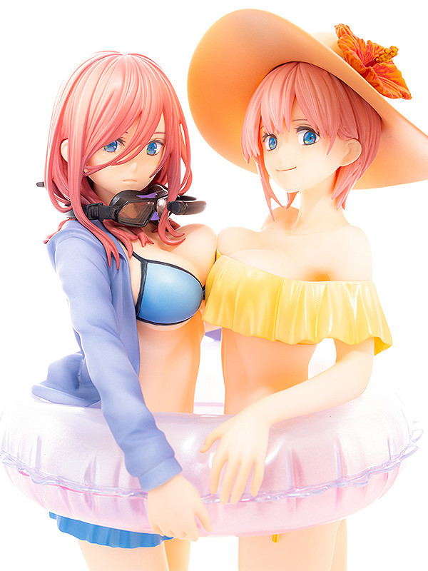 The Quintessential Quintuplets 1/7 Scale Pre-Painted Figure: Ichika Nakano & Miku Nakano image 10