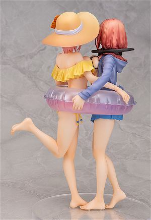 The Quintessential Quintuplets 1/7 Scale Pre-Painted Figure: Ichika Nakano & Miku Nakano