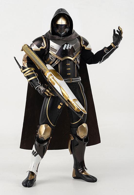 Destiny 2 1/6 Scale Action Figure: Hunter Sovereign Golden Trace Shader image 4